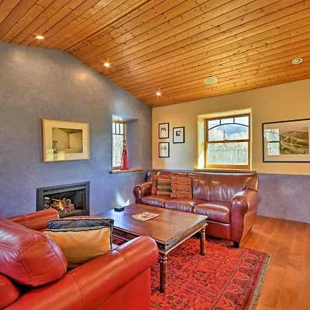 Taos House With Yard - Walk To Historic Taos Plaza! Villa
